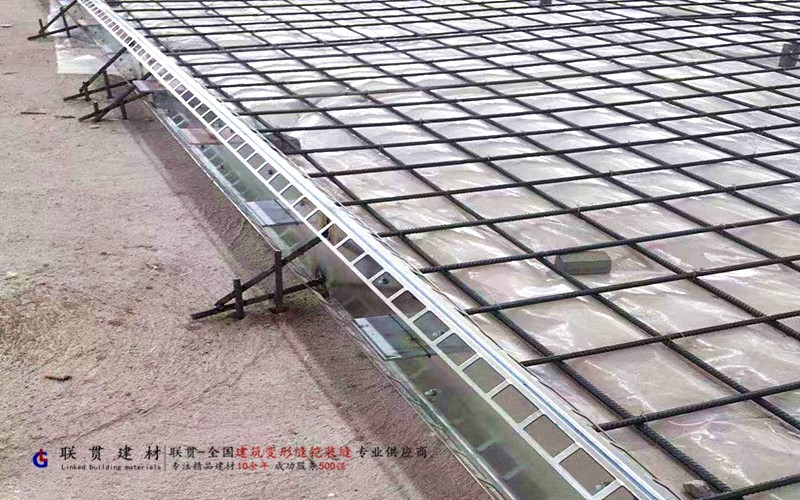 怒江市LG160-3000镀锌钢板铠装缝案例